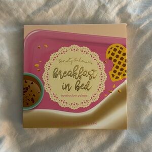 NIB, Beauty Bakerie breakfast in bed pallete